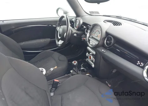 2009 Mini John Cooper Works Clubman z USA, uszkodzony, nr VIN WMWMM93529TF99383